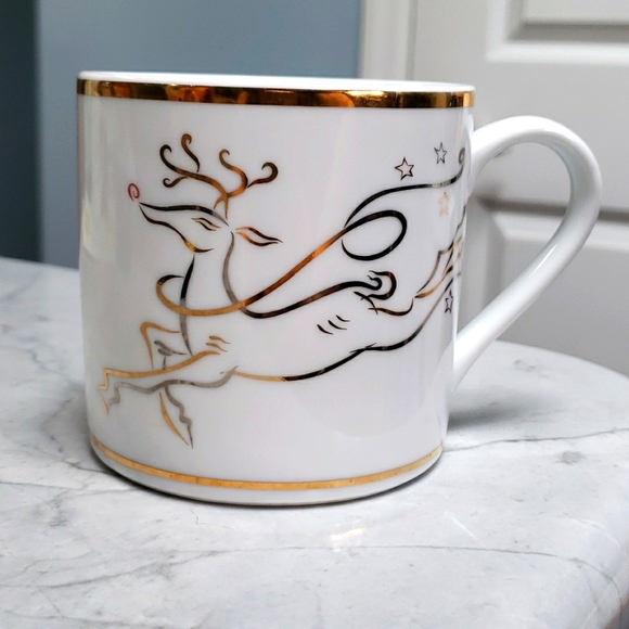 Rudolph Flying Right Gold Rimmed Mug - Picture 4 of 7